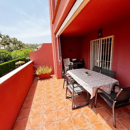 Apartmán 2 Bedroom With Spacious Terrace *